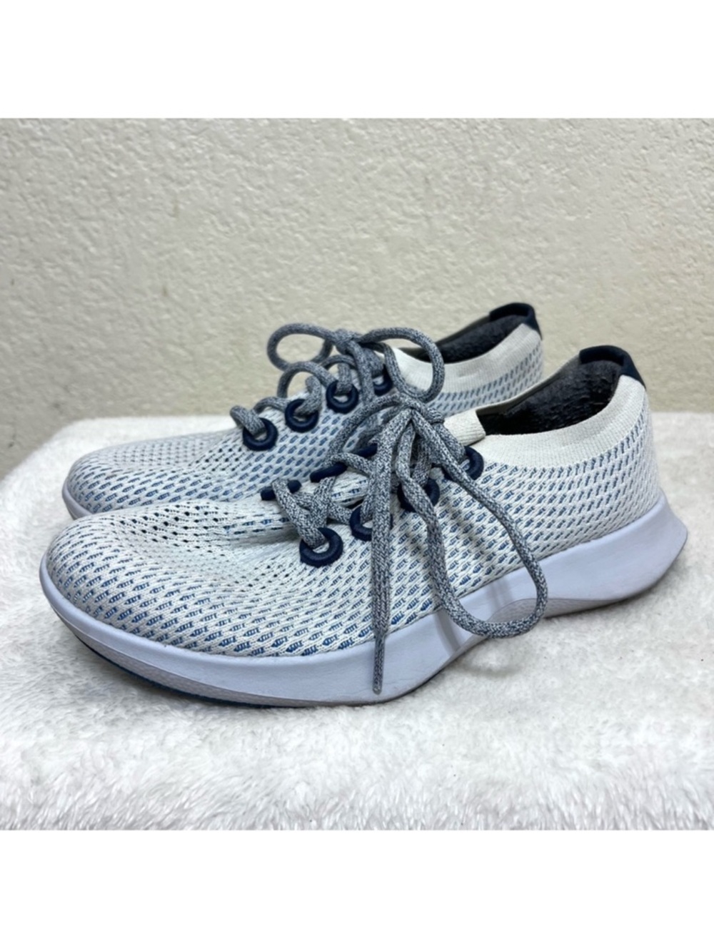 Allbirds Tree Dasher Sneakers Athletic Shoes White Gray Laces Size 9 women’s